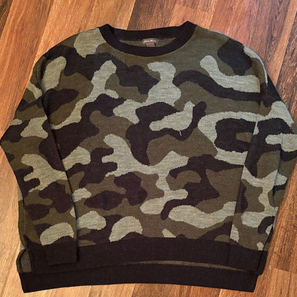 Eddie Bauer Women's Camouflage Crewneck Sweater - Green and Black